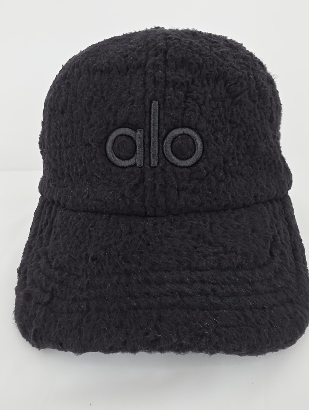 Alo Yoga Limited Edition Micro Sherpa Off-Duty Cap Black Fuzzy Teddy Hat